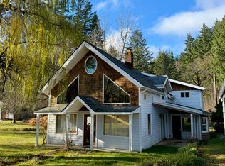 1351 Ryan Allen Rd, Stevenson, WA 98648