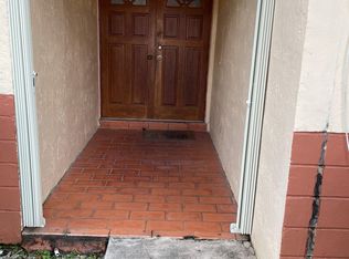 14928 SW 90th Ter, Miami, FL 33196