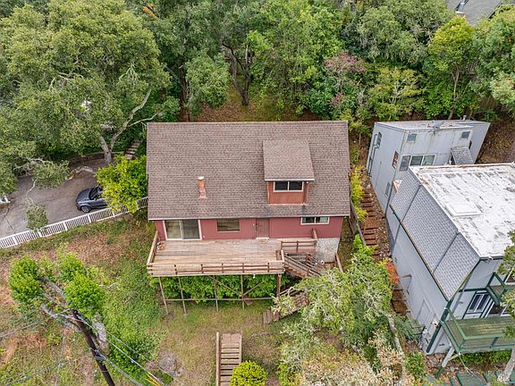 3rd image of 721 Cabin Drive