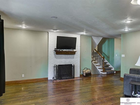 5th image of 2603 N 102nd Ave