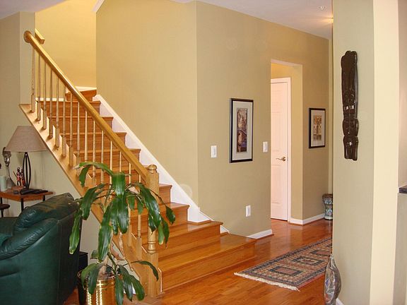 Spacious foyer