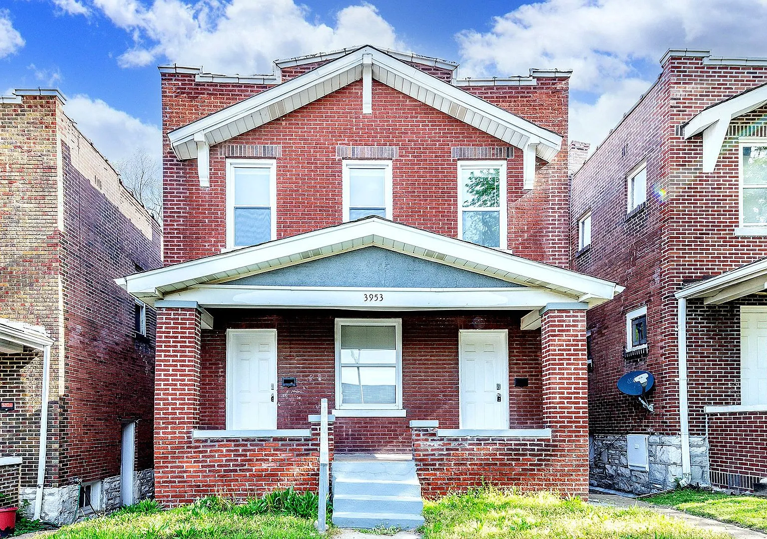 3953 Tholozan Ave. — Photo 2