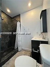 250 SW 19th Rd — Photo 16