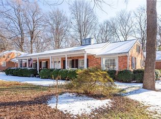 121 Elgin Pl, Greensboro, NC 27410