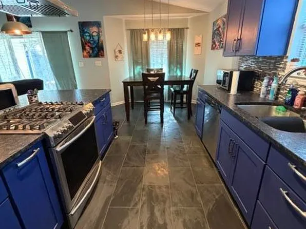 997 John Wayne Cir, Fort Walton Beach, FL 32547