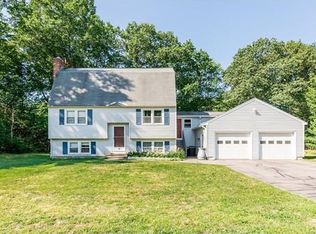 15 Willow Dr, Townsend, MA 01469