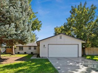 1209 E Pennsylvania Pl, Nampa, ID 83686