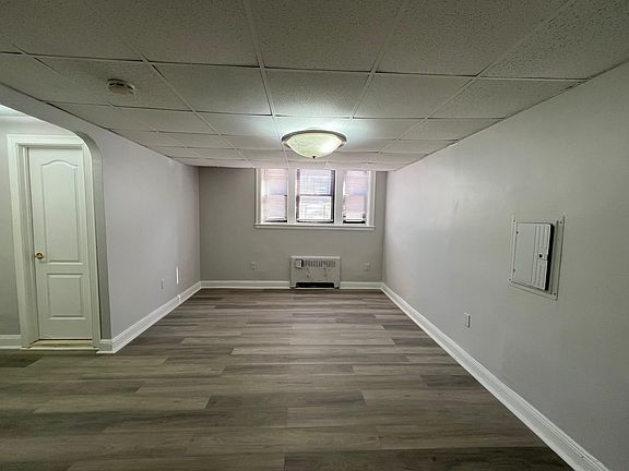 3rd image of 1 Britton St #Bb3e