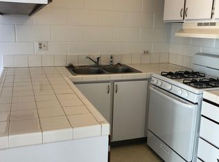 2714 Kahoaloha Ln APT 1401, Honolulu, HI 96826