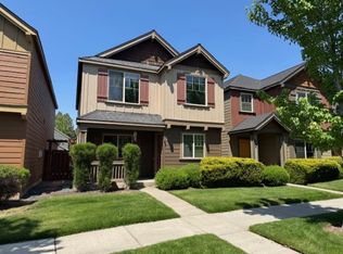 61197 Dayspring Dr, Bend, OR 97702