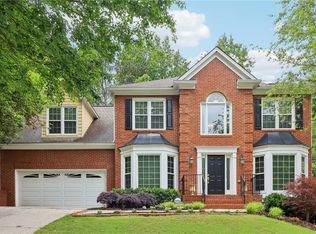 255 Tumbling Creek Dr, Alpharetta, GA 30005