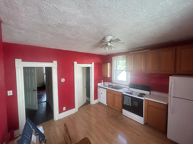301 Duquesne Ave #2 — Photo 3