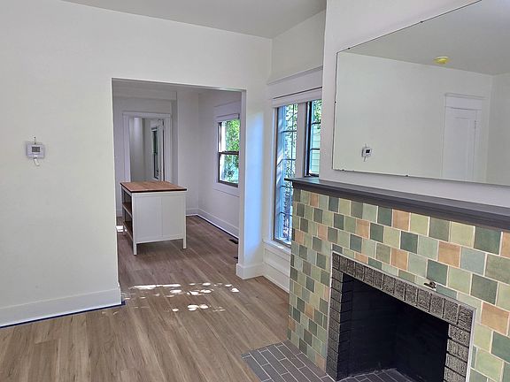 5th image of 615 5th Ave N Unit A