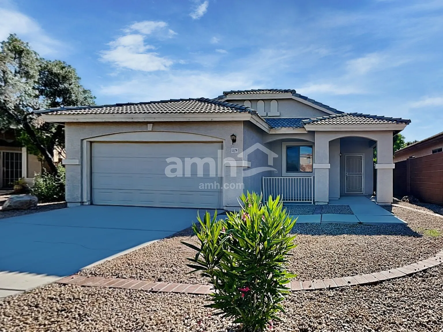 3 bed, 2.0 bath, 1566 sqft, $1,925 — Photo 1