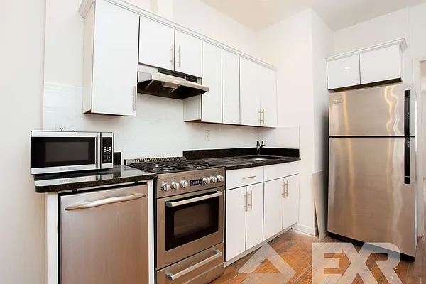 Rented by EXR | media 43