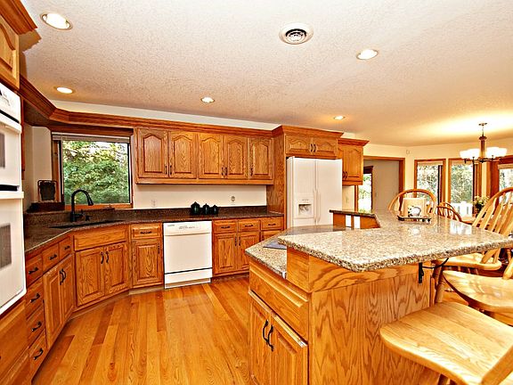 4th image of 4676 234th Ct NW