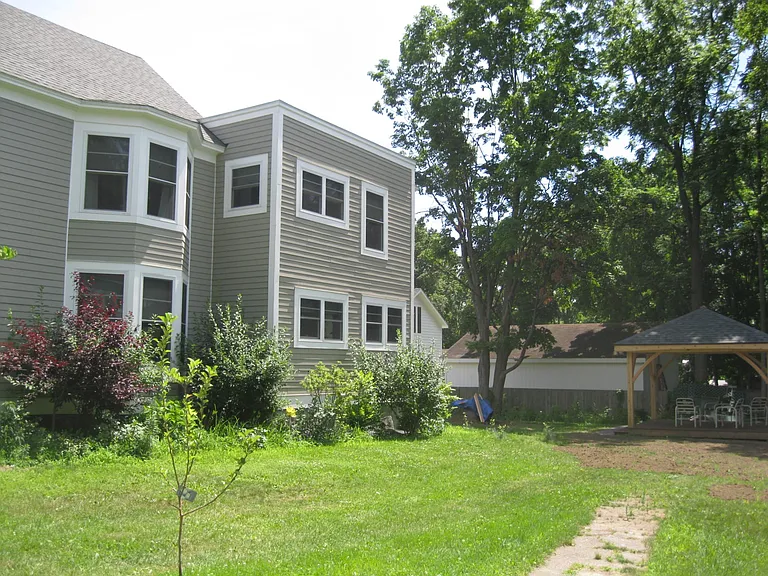 11 Alger St #1 — Photo 3