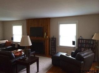 74 Wesleyan Ave, Amsterdam, NY 12010