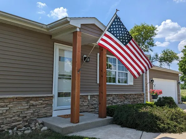 N9619 Palmyra ROAD, Eagle, WI 53119