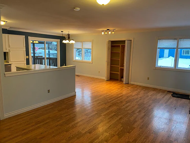 7905 Ladasa Pl — Photo 2