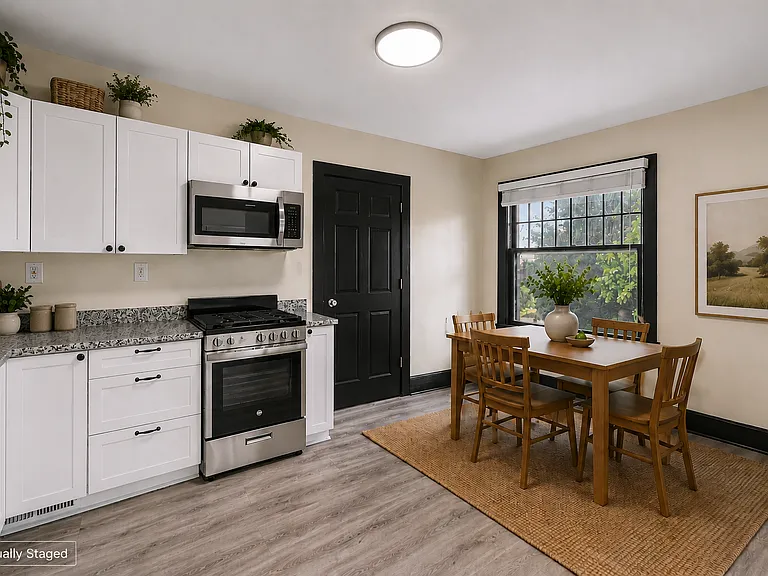 335 Crescent St NE #2 — Photo 10