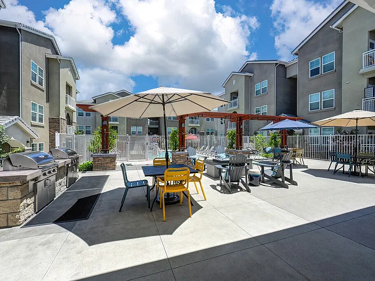 Vela Apartments — Photo 19