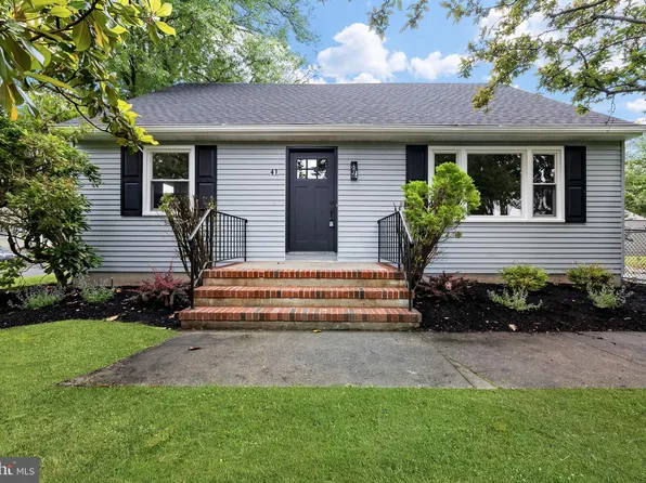 41 Greenfield Ave, Lawrence Township, NJ 08648