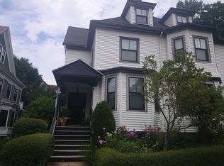 18 Olmstead St, Jamaica Plain, MA 02130