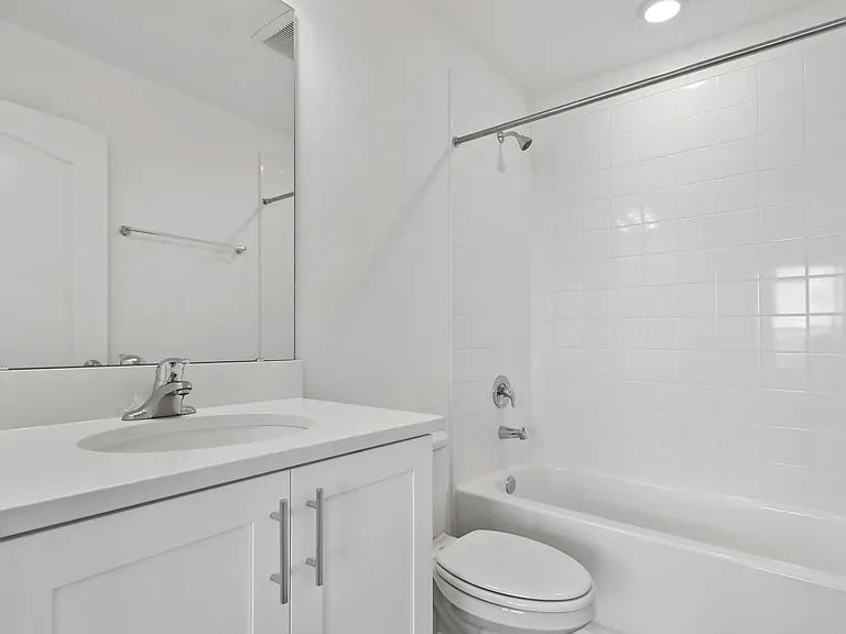 13140 Bovet Ave — Photo 23