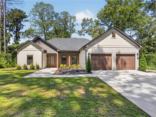 1930 Clark Dr, Tucker, GA 30084