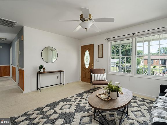 3rd image of 205 Greenview Ave