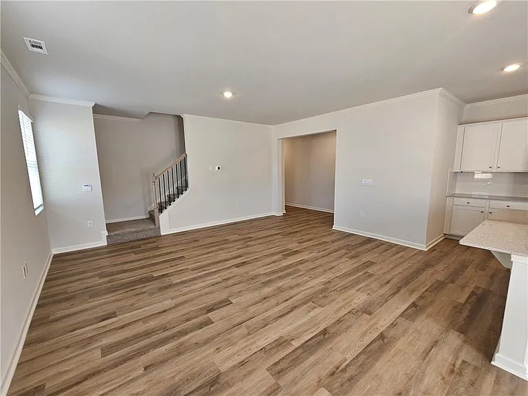27 Berryville Dr — Photo 8