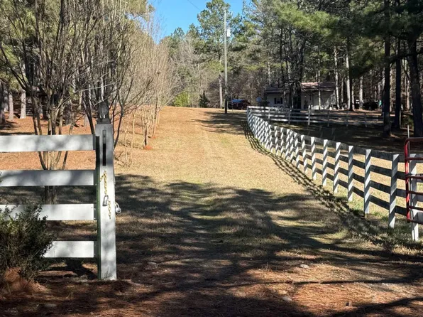 670 Jefferies Rd, Shady Dale, GA 31085