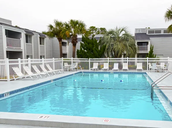101 Old Ferry Rd Unit 19A, Shalimar, FL 32579