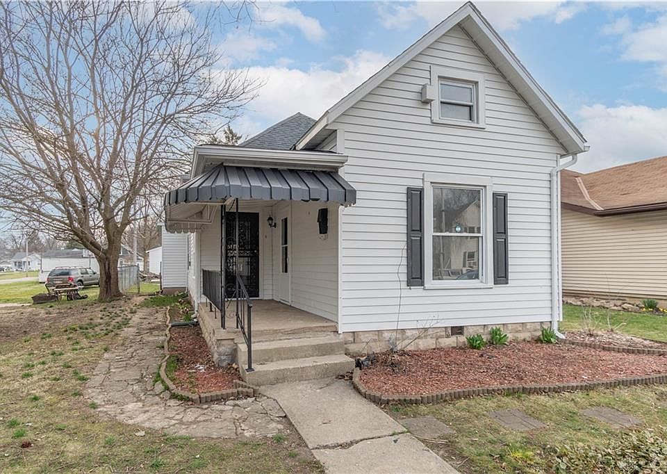 1st image of 743 Clinton Ave