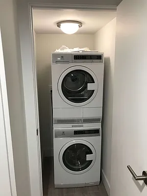 Rented by Flatiron Real Estate Advisors LLC | media 14