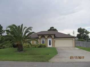 1890 SE North Buttonwood Dr, Port Saint Lucie, FL 34952