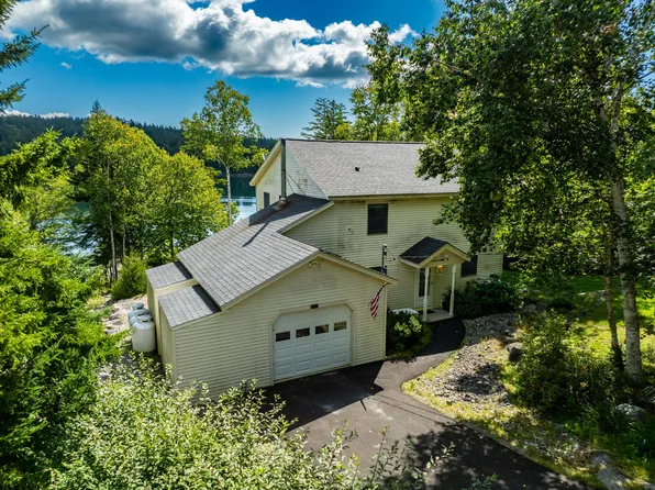 131 N Duck Cove Road, Roque Bluffs, ME 04654
