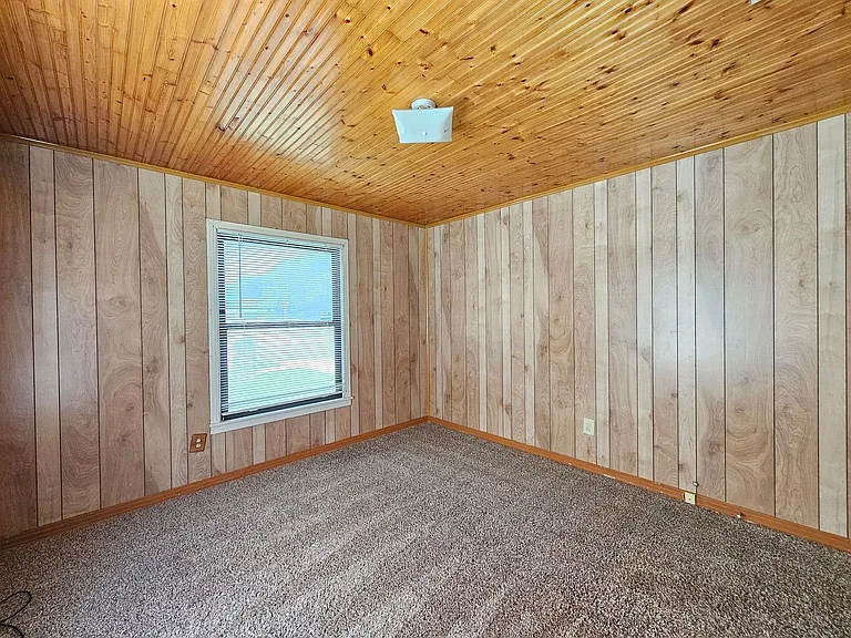 809 Evetts Rd — Photo 16