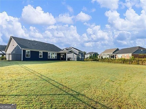 2nd image of 627 Michigan Cir
