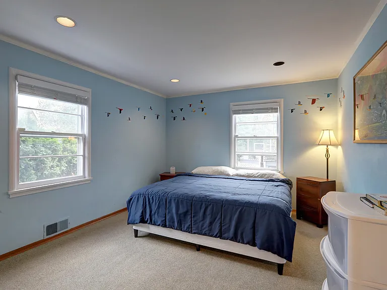 5822 Ann Arbor Ave NE — Photo 8