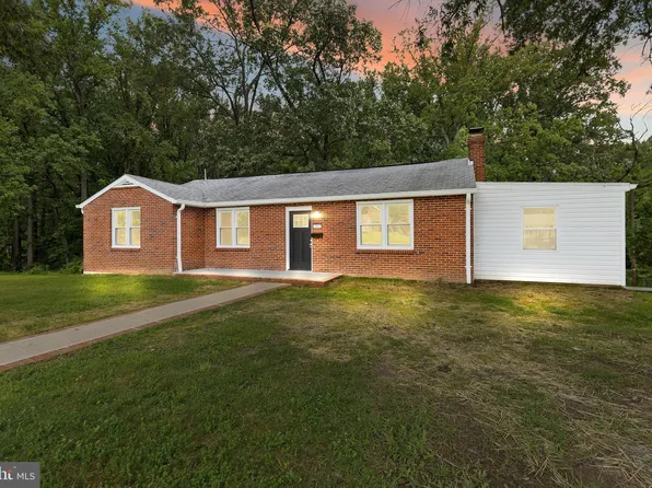 13602 Woodedge Dr, Bowie, MD 20720