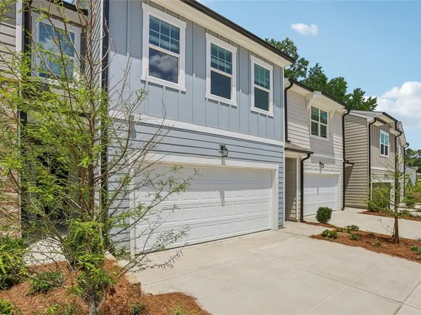 3032 Osier Cir, Douglasville, GA 30135