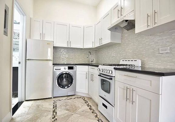 3rd image of 121 W 120th St #4B