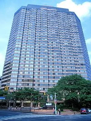 Rented by Luxury Habitat | media 36