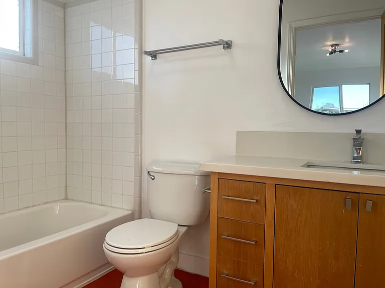 479 Nassau Ave — Photo 23