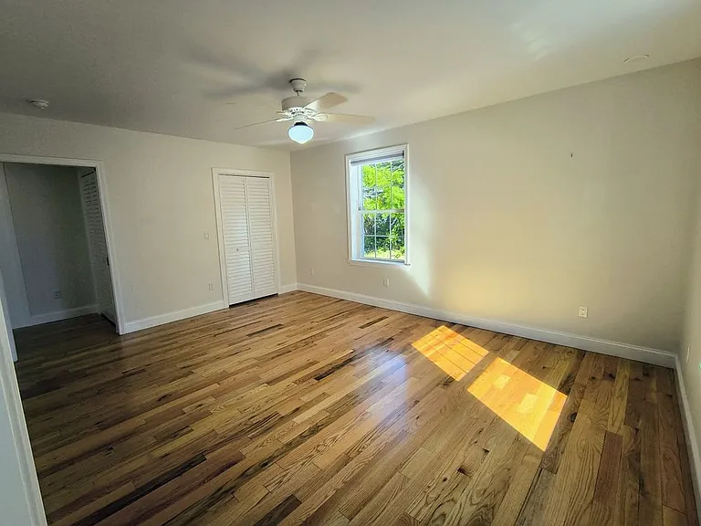 14 York St #2 BR — Photo 9