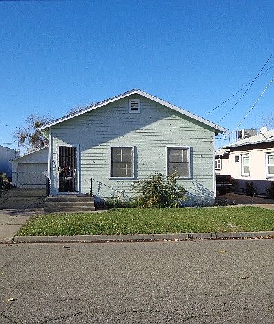 1st image of 1220 Yuba St