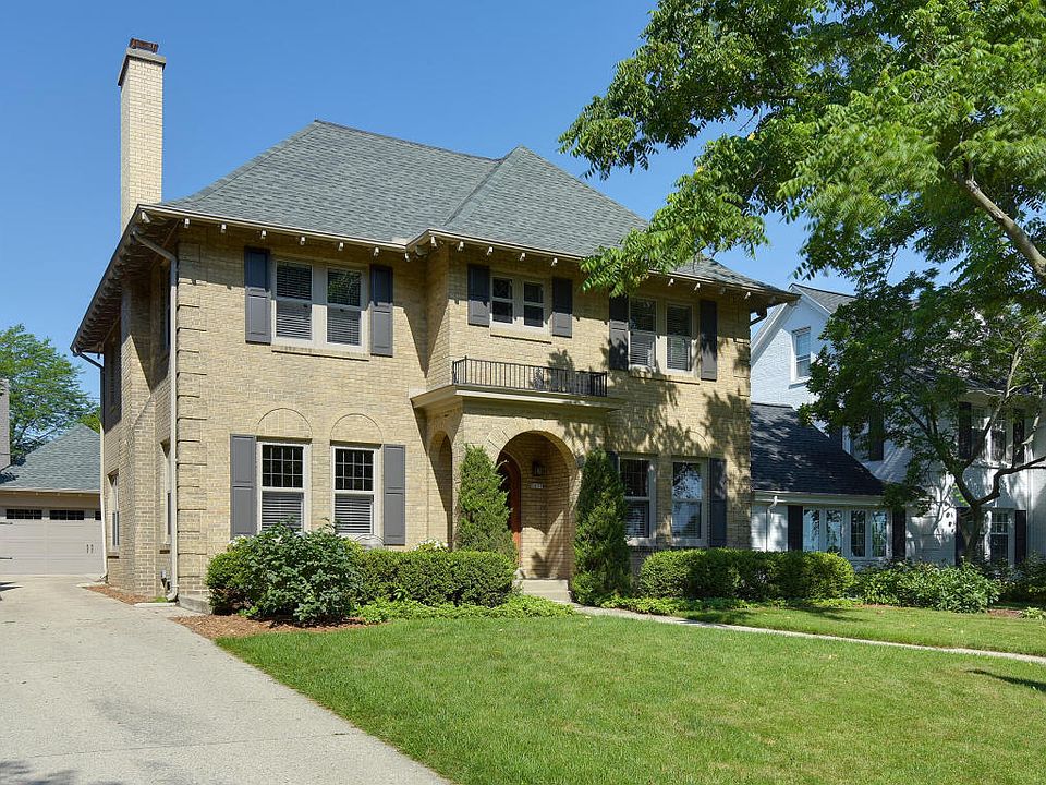 1st image of 5859 N Shore Dr