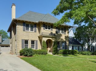 5859 N Shore Dr, Whitefish Bay, WI 53217